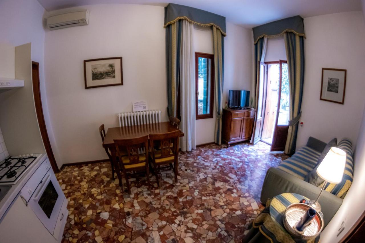 Zaffiro Apartment Венеция Экстерьер фото