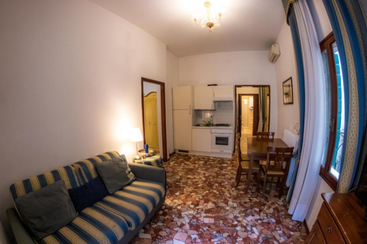 Zaffiro Apartment Венеция Экстерьер фото